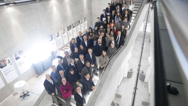 Consegnate le borse premio della Fondazione per le Facoltà di Lugano e i premi offerti da enti della regione ai/alle migliori neo-laureati/e dell'USI