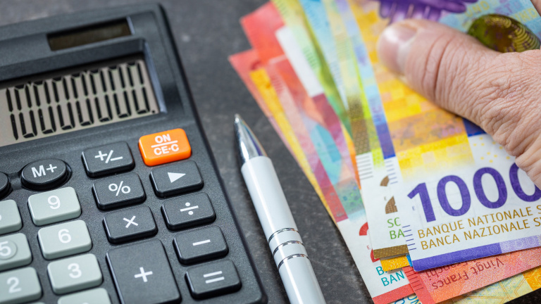 Ultimo adeguamento del salario minimo approvato, pubblicato il rapporto IRE sull'impatto in Ticino